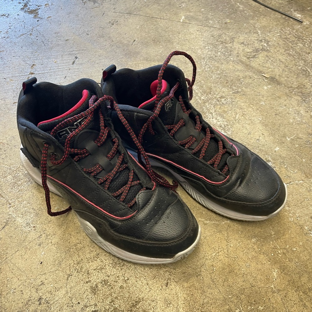 Size 9 AND1 Men’s Sneakers